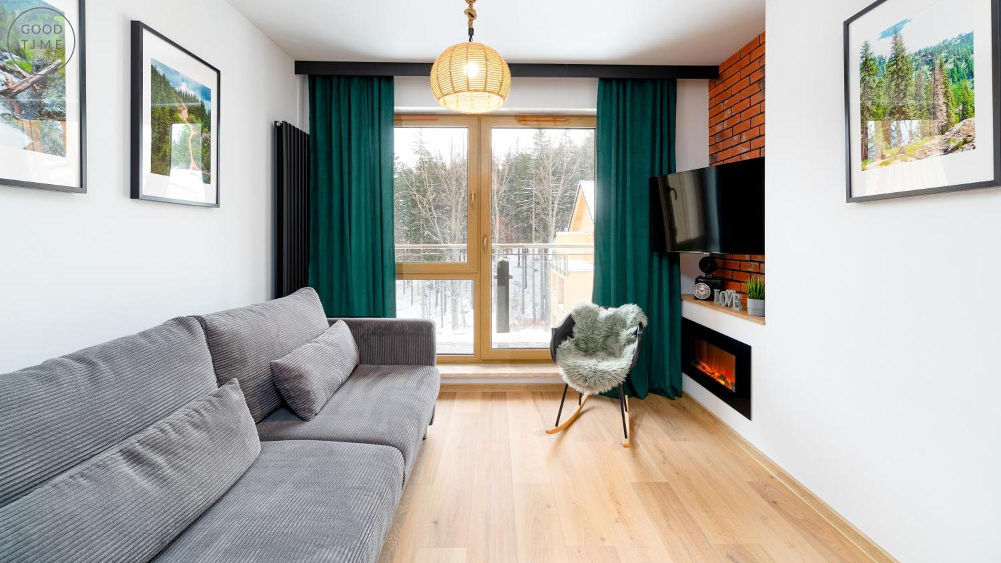 Apartamenty Good Time- Centrum, Blisko Wyciagu I Szlakow ชกลาร์สกา ปอเรมบา ภายนอก รูปภาพ