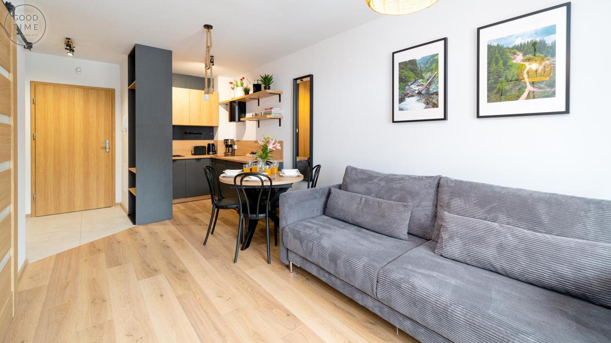 Apartamenty Good Time- Centrum, Blisko Wyciagu I Szlakow ชกลาร์สกา ปอเรมบา ภายนอก รูปภาพ