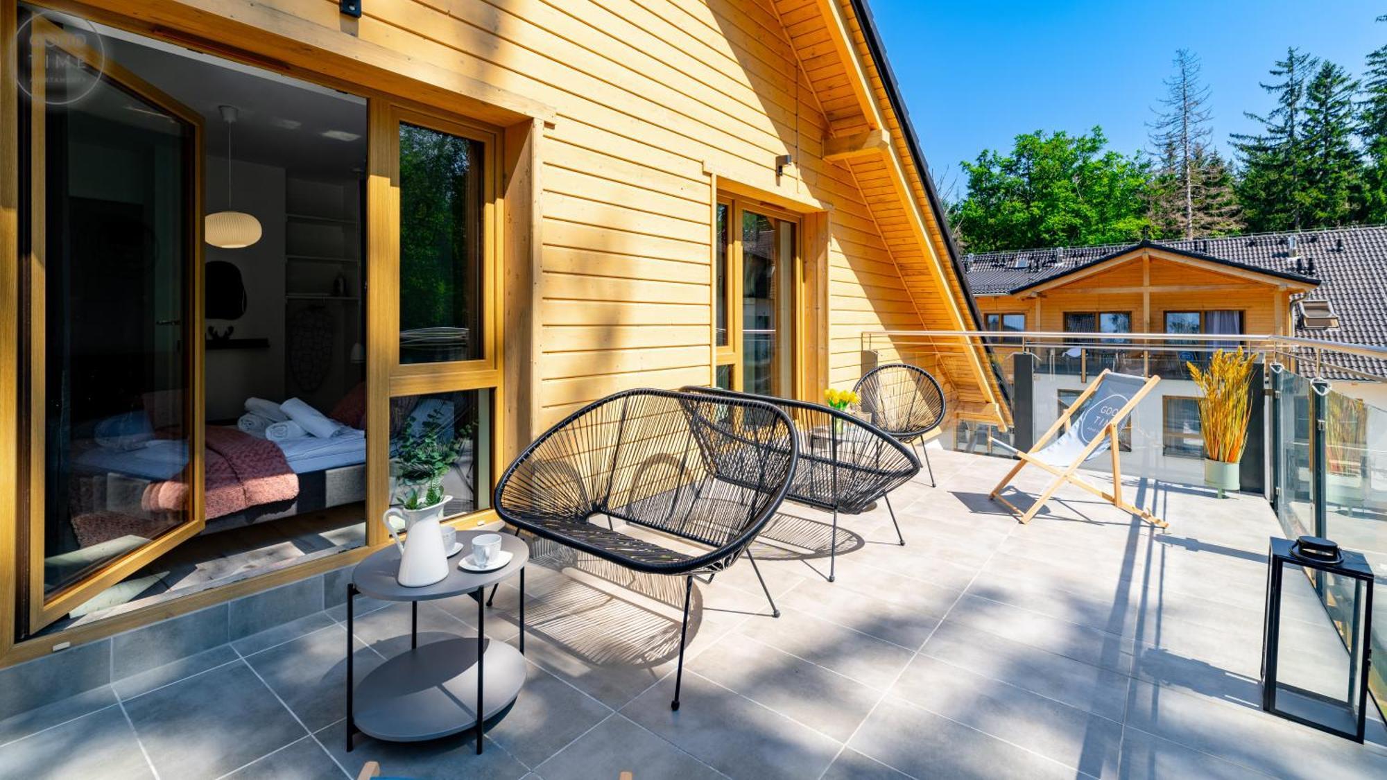 Apartamenty Good Time- Centrum, Blisko Wyciagu I Szlakow ชกลาร์สกา ปอเรมบา ภายนอก รูปภาพ