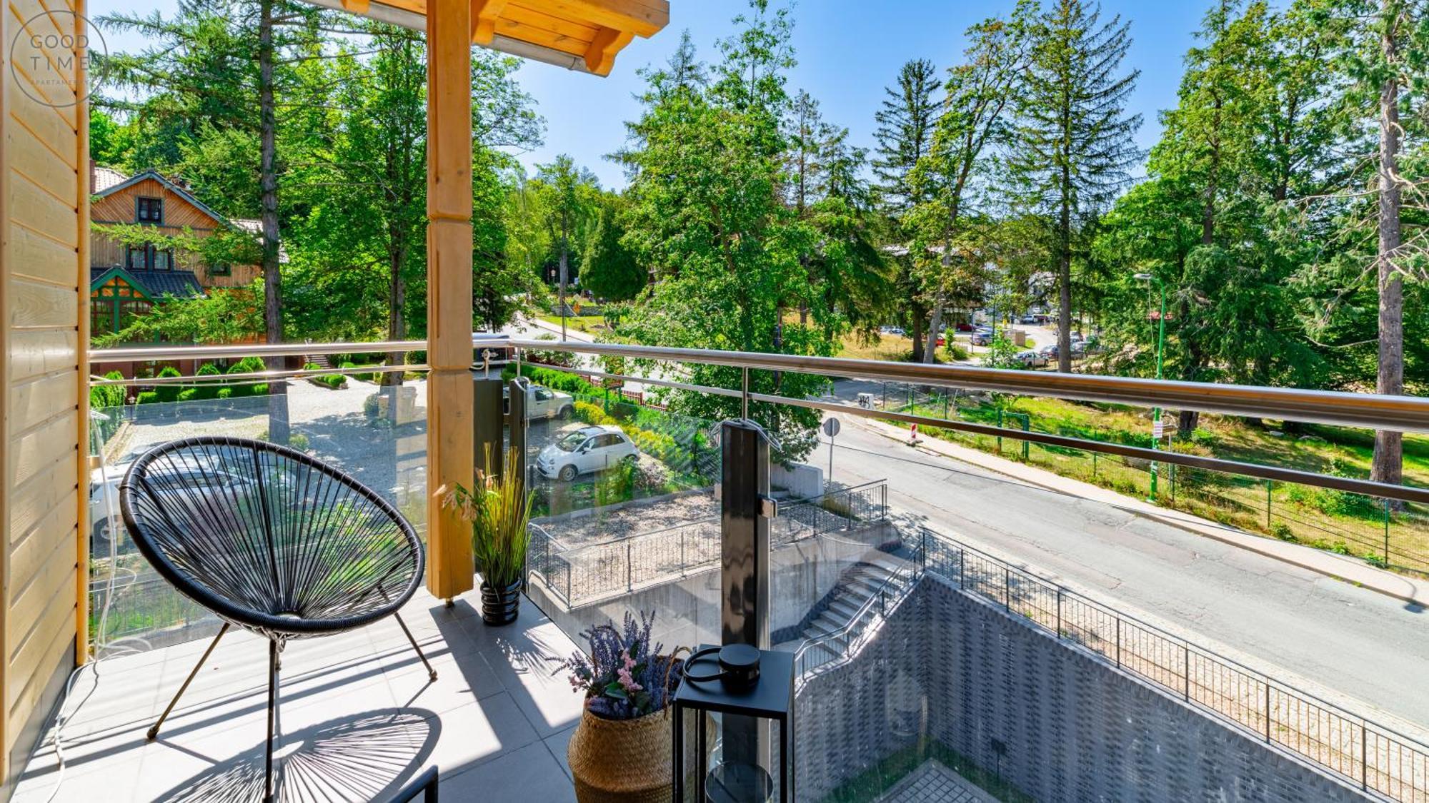 Apartamenty Good Time- Centrum, Blisko Wyciagu I Szlakow ชกลาร์สกา ปอเรมบา ภายนอก รูปภาพ